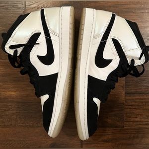 Men’s Nike Air Jordan 1 Mid SE Diamond